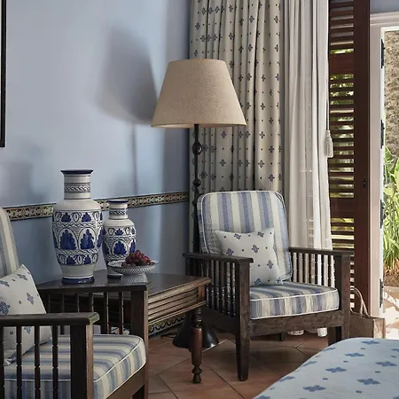 Отель Seaside Grand Residencia - Gran Lujo