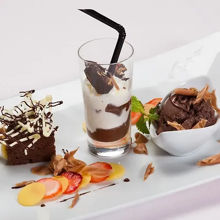 Hotel Seaside Grand Residencia - Gran Lujo