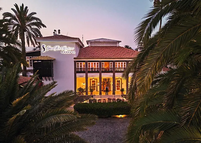 Отель Seaside Grand Residencia - Gran Lujo Маспаломас