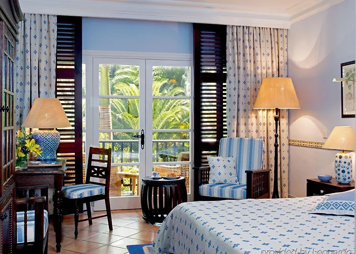 Seaside Grand Residencia - Gran Lujo Отель